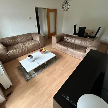 Moebiliert Lage 10min Dus Airport, Messe Und Fussball Stadion ドゥイスブルグ