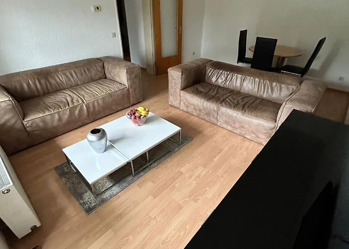 Moebiliert Lage 10min Dus Airport, Messe Und Fussball Stadion Duisburg